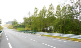 Marcegaglia-Buildtech-H2W4-BL-guardrail-St-Jean-Brevelay-Pont-sur-Landy -France-1